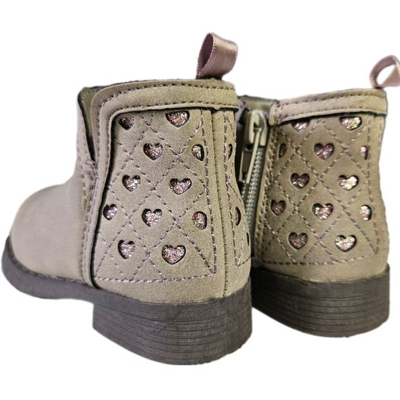 Oshkosh B'Gosh Taupe Faux Suede Sparkle Heart Side Zip Booties Boots (5 Toddler) - Picture 3 of 8